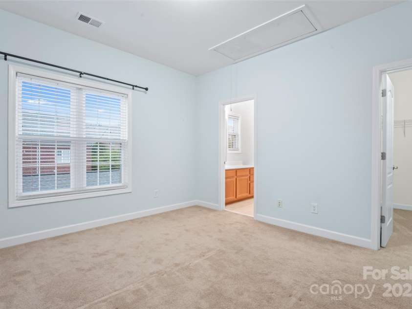 135 Singleton Road, Mooresville, NC 28117.  MLS# CAR4215763, YatesRealty ID 23292. 