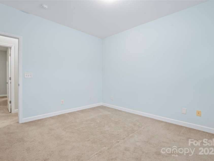 135 Singleton Road, Mooresville, NC 28117.  MLS# CAR4215763, YatesRealty ID 23292. 