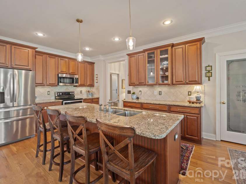 1890 Waterbury Court, Hickory, NC 28602.  MLS# CAR4381498, YatesRealty ID 23292. 