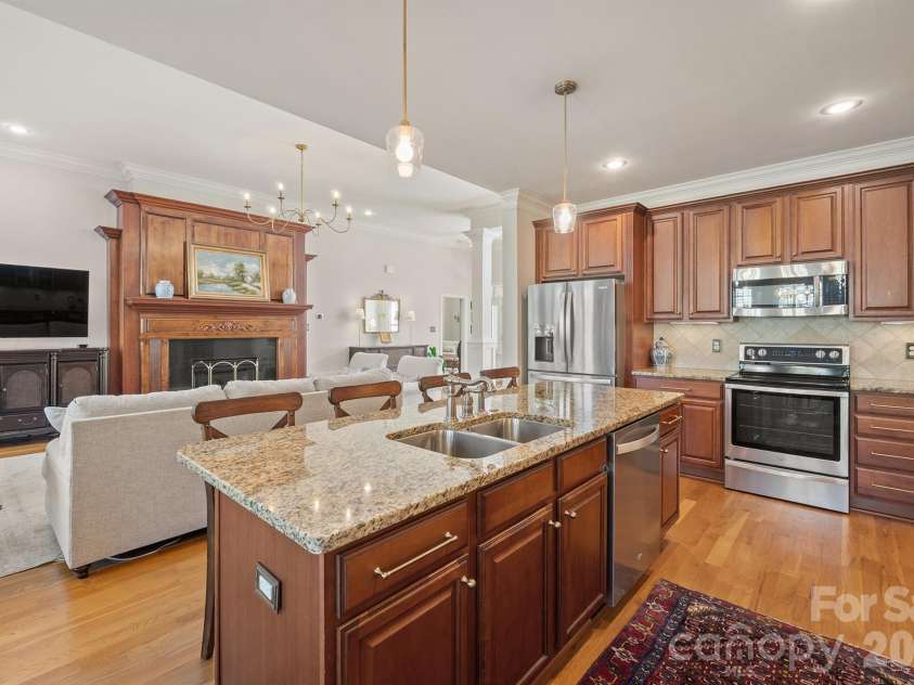 1890 Waterbury Court, Hickory, NC 28602.  MLS# CAR4381498, YatesRealty ID 23292. 
