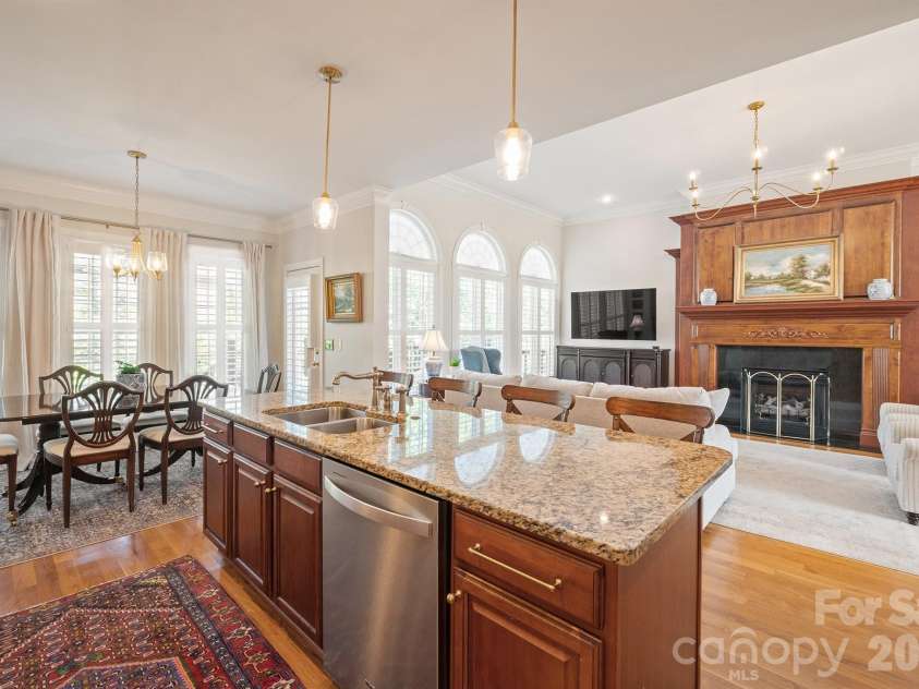 1890 Waterbury Court, Hickory, NC 28602.  MLS# CAR4381498, YatesRealty ID 23292. 