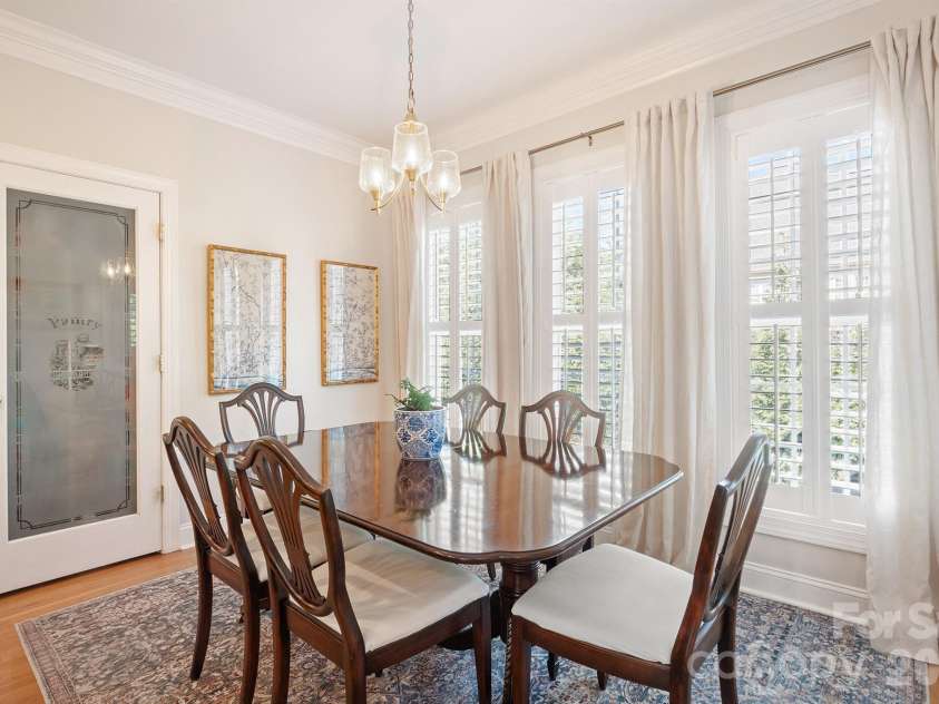 1890 Waterbury Court, Hickory, NC 28602.  MLS# CAR4381498, YatesRealty ID 23292. 