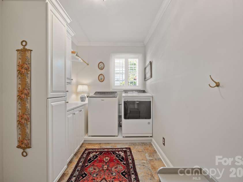 1890 Waterbury Court, Hickory, NC 28602.  MLS# CAR4381498, YatesRealty ID 23292. 