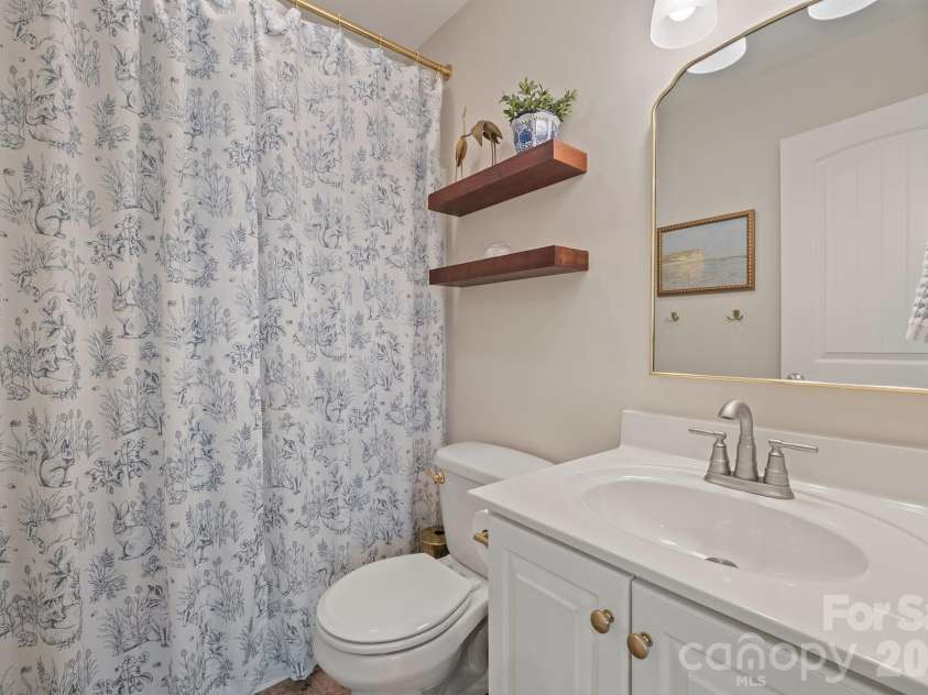 1890 Waterbury Court, Hickory, NC 28602.  MLS# CAR4381498, YatesRealty ID 23292. 