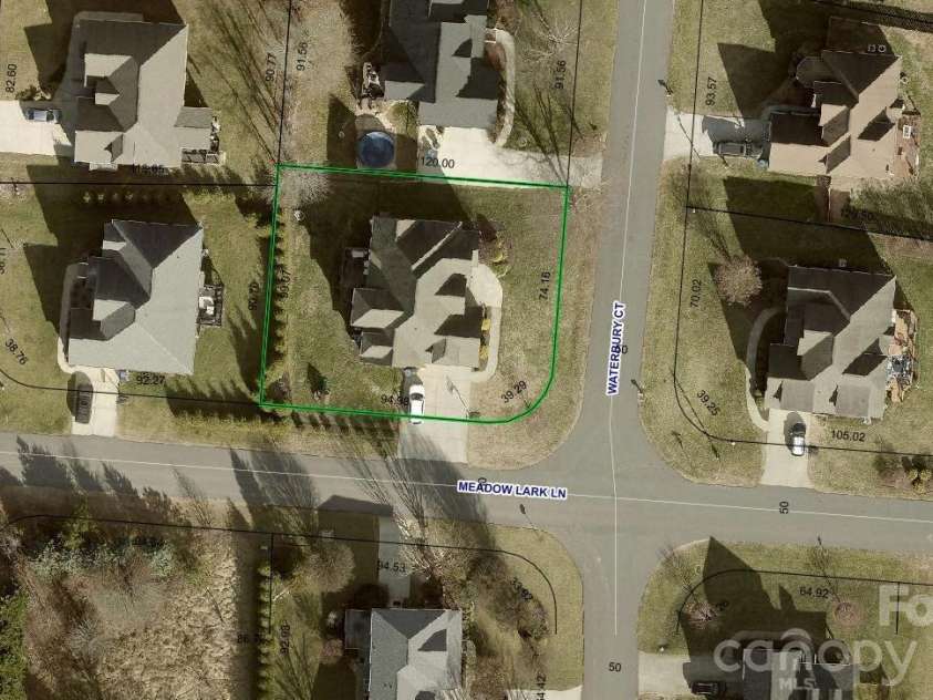 1890 Waterbury Court, Hickory, NC 28602.  MLS# CAR4381498, YatesRealty ID 23292. 