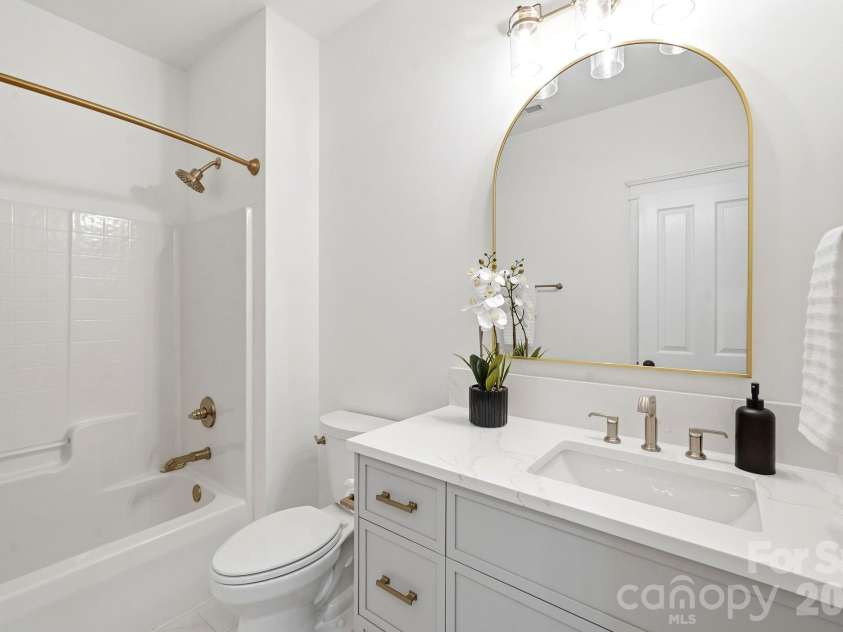 2616 Nations Commons Street, Fort Mill, SC 29708.  MLS# CAR4381737, YatesRealty ID 23293. Full bath on 2nd level - Hallway