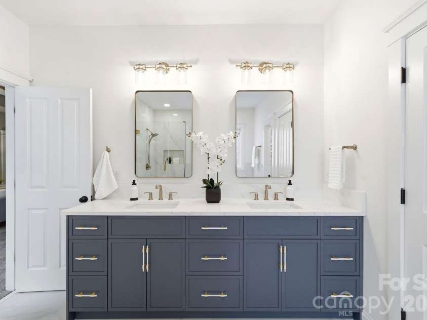 2616 Nations Commons Street, Fort Mill, SC 29708.  MLS# CAR4381737, YatesRealty ID 23293. Primary bathroom