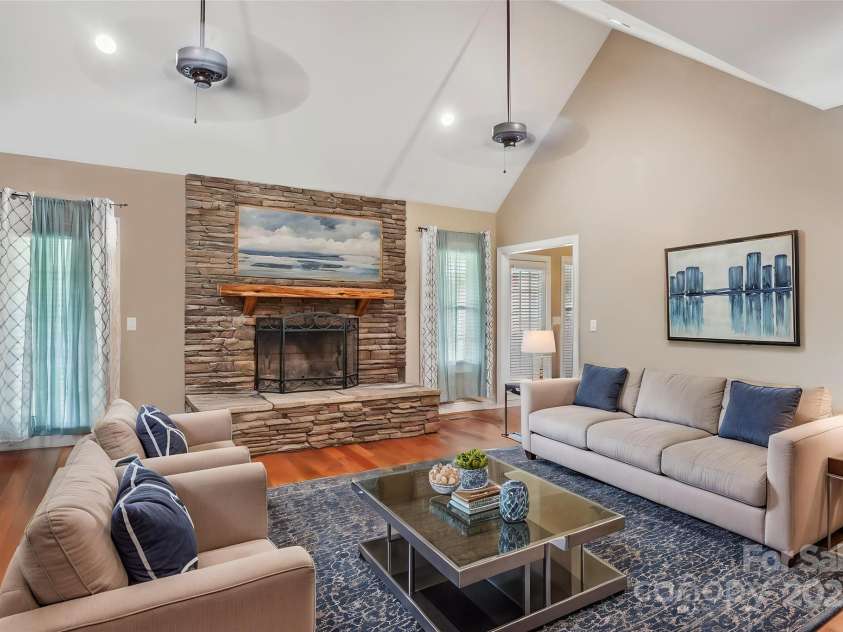 105 Gold Run Court, Kings Mountain, NC 28086.  MLS# CAR4264016, YatesRealty ID 23294. 