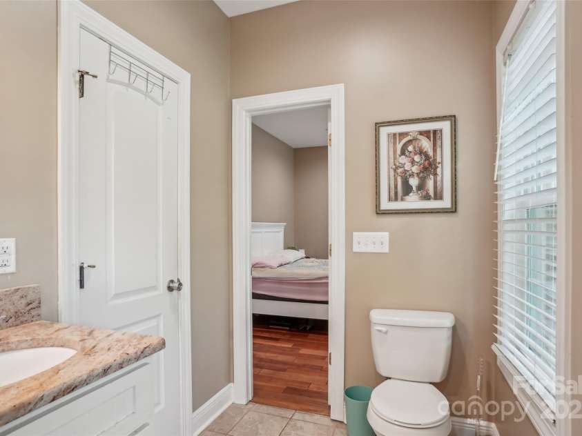 105 Gold Run Court, Kings Mountain, NC 28086.  MLS# CAR4264016, YatesRealty ID 23294. 