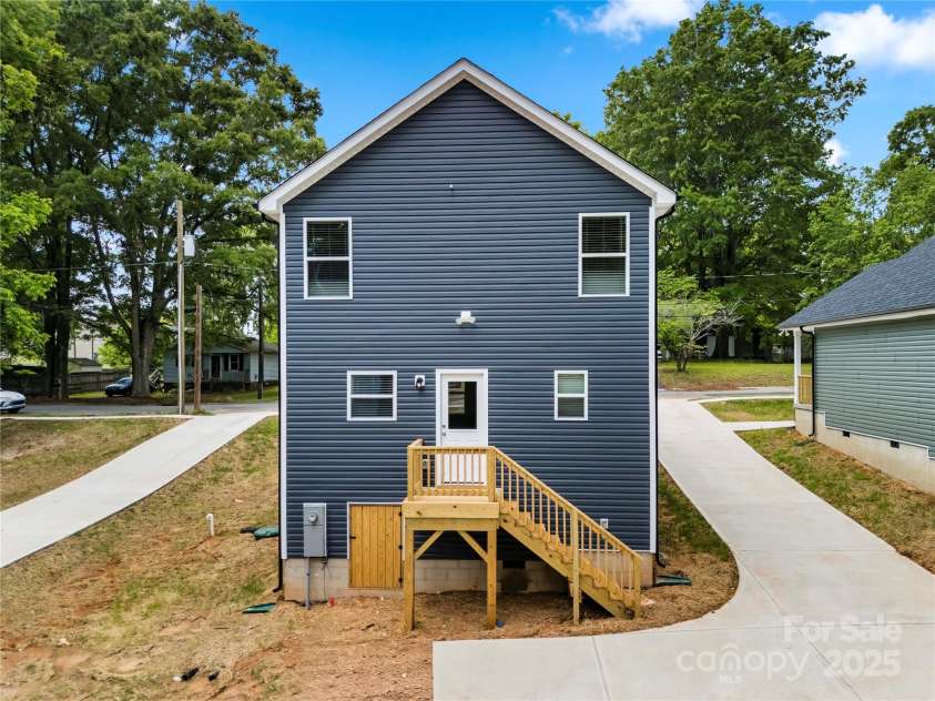 210 Correll Street, Landis, NC 28025.  MLS# CAR4260911, YatesRealty ID 23295. 