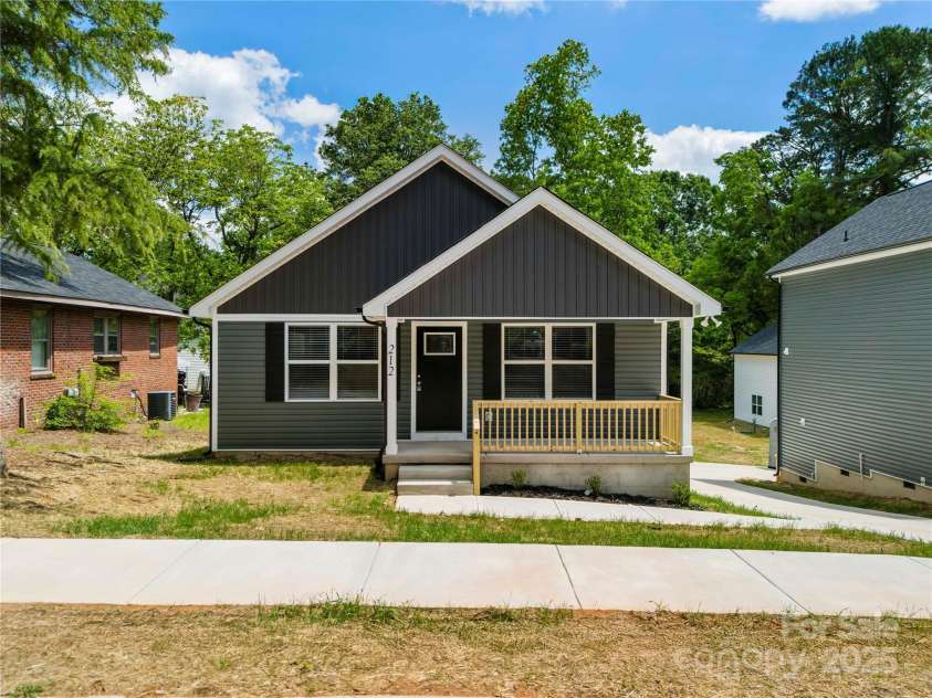 212 Correll Street, Landis, NC 28025.  MLS# CAR4260942, YatesRealty ID 23296. 