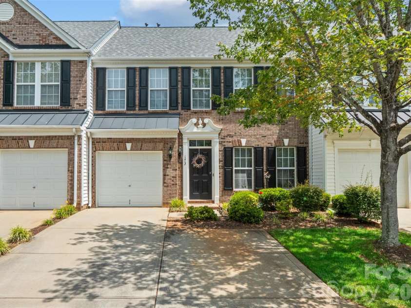 173 Snead Road, Fort Mill, SC 29715.  MLS# CAR4380395, YatesRealty ID 23298. 