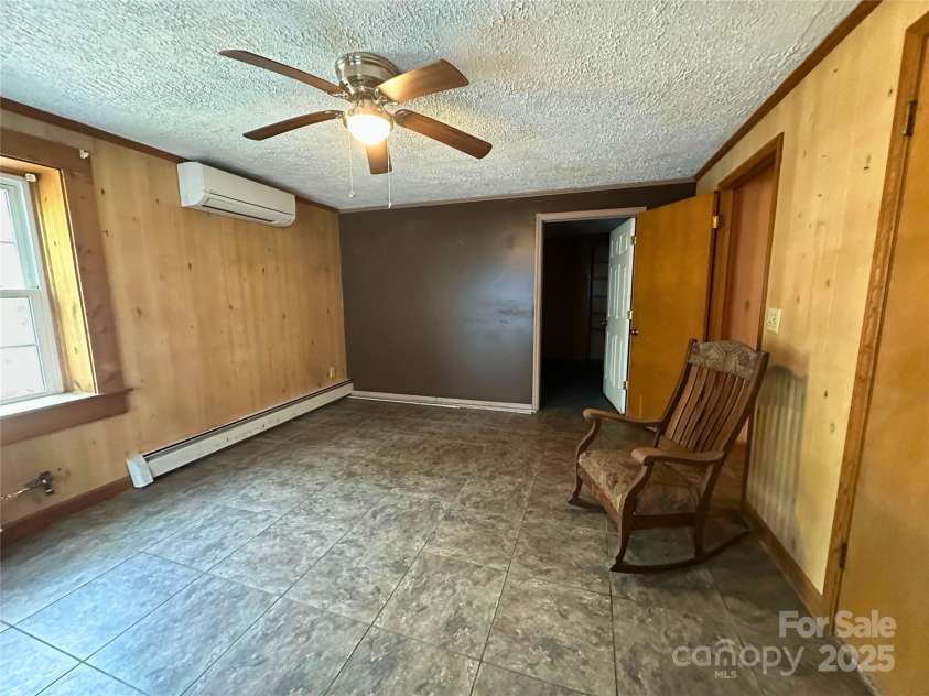 84 Randolph Road, Marion, NC 28752.  MLS# CAR4270701, YatesRealty ID 23298. 