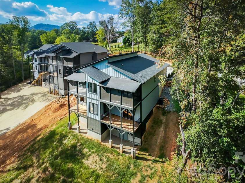 27 George Allen Ridge, Arden, NC 28704.  MLS# CAR4301850, YatesRealty ID 2330. 