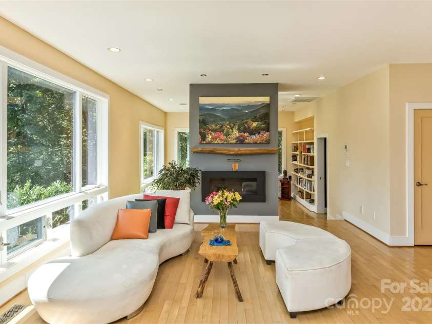 404 Amanda Drive, Mars Hill, NC 28754.  MLS# CAR4232022, YatesRealty ID 2330. Bright windows in the Living Room, and modern gas FP