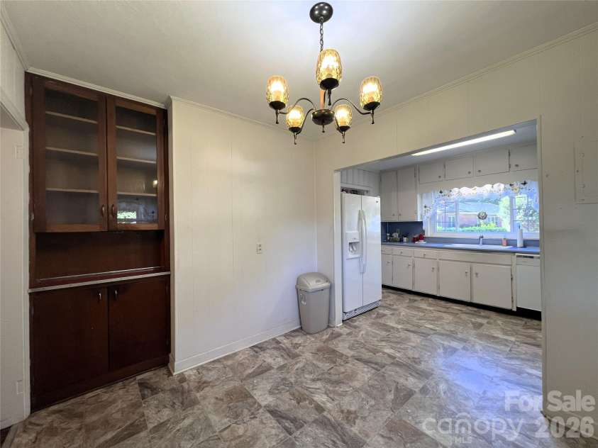209 Roxford Road, Kings Mountain, NC 28086.  MLS# CAR4382118, YatesRealty ID 23300. 