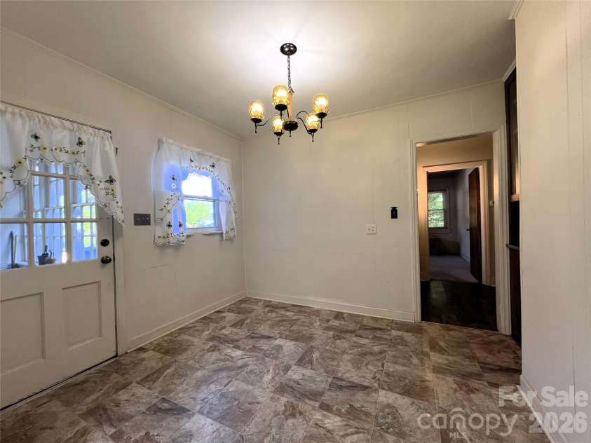 209 Roxford Road, Kings Mountain, NC 28086.  MLS# CAR4382118, YatesRealty ID 23300. 