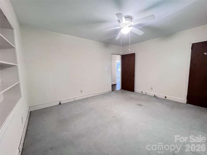 209 Roxford Road, Kings Mountain, NC 28086.  MLS# CAR4382118, YatesRealty ID 23300. 