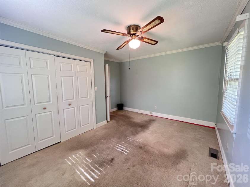 209 Roxford Road, Kings Mountain, NC 28086.  MLS# CAR4382118, YatesRealty ID 23300. 