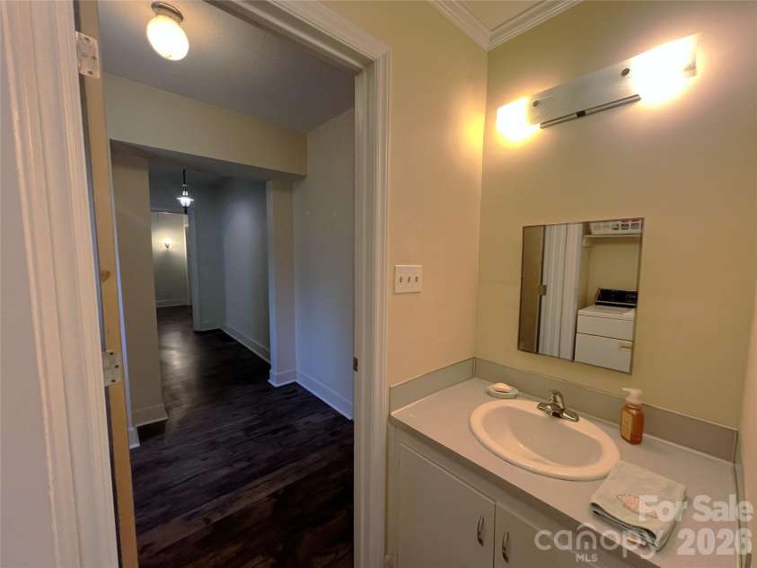 209 Roxford Road, Kings Mountain, NC 28086.  MLS# CAR4382118, YatesRealty ID 23300. 