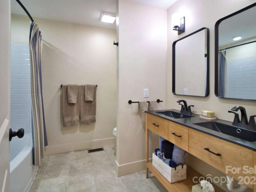 317 Knightsbridge Circle, Union Mills, NC 28167.  MLS# CAR4268321, YatesRealty ID 23302. 