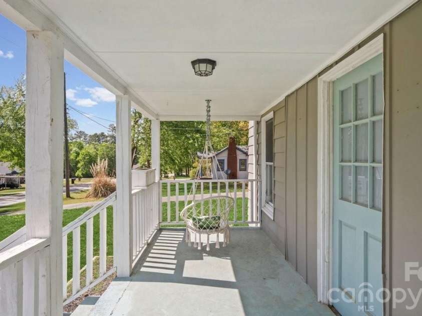 612 Rowan Mills Road, Salisbury, NC 28147.  MLS# CAR4374315, YatesRealty ID 23304. 