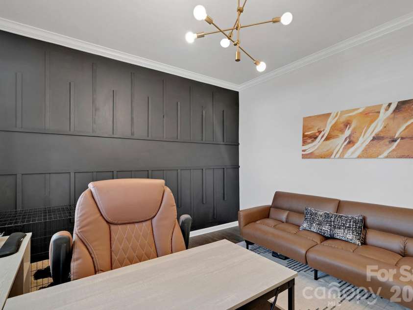 13124 Lakemore Drive, Charlotte, NC 28278.  MLS# CAR4366495, YatesRealty ID 23305. 