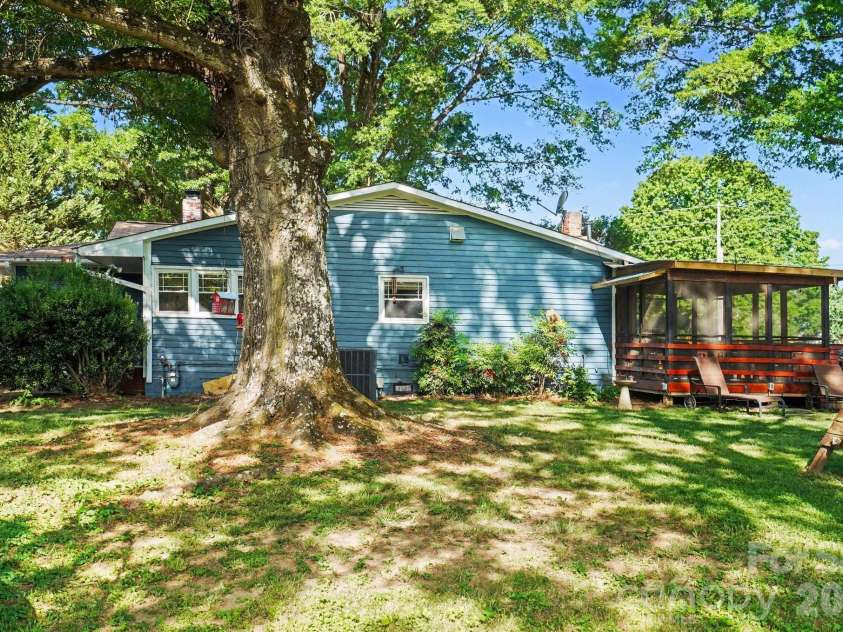 211 Baucom Deese Road, Monroe, NC 28110.  MLS# CAR4371636, YatesRealty ID 23306. 