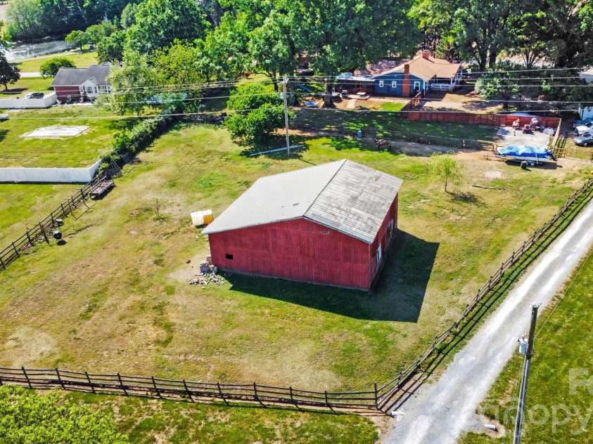 211 Baucom Deese Road, Monroe, NC 28110.  MLS# CAR4371636, YatesRealty ID 23306. 