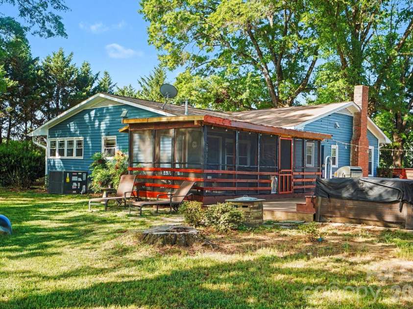 211 Baucom Deese Road, Monroe, NC 28110.  MLS# CAR4371636, YatesRealty ID 23306. 