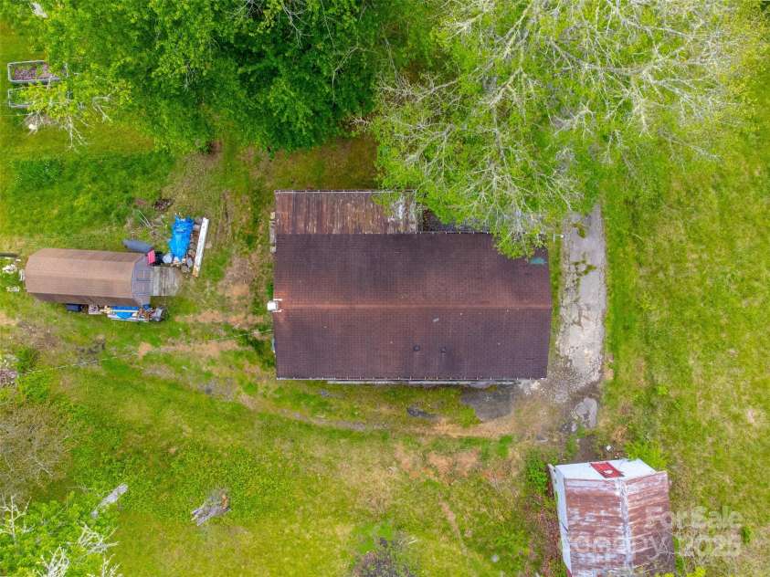 387 Sheep Rock Cove Road, Whittier, NC 28789.  MLS# CAR4272962, YatesRealty ID 23306. 