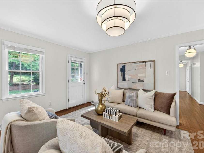 5712 Telfair Road, Charlotte, NC 28210.  MLS# CAR4380837, YatesRealty ID 23308. 