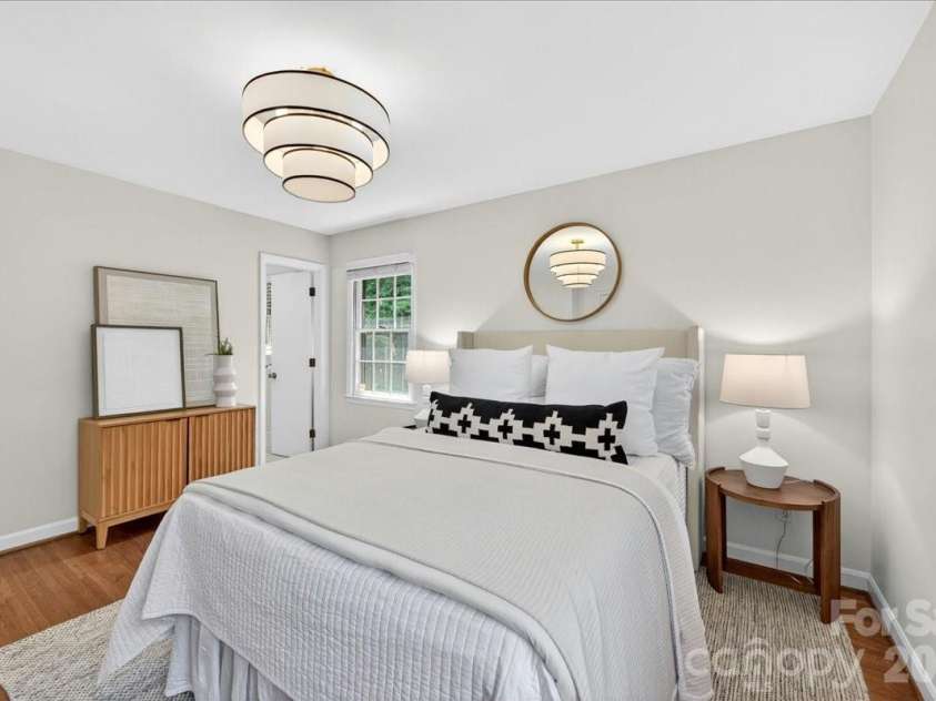 5712 Telfair Road, Charlotte, NC 28210.  MLS# CAR4380837, YatesRealty ID 23308. 