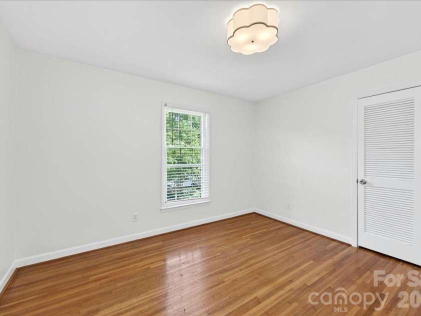 5712 Telfair Road, Charlotte, NC 28210.  MLS# CAR4380837, YatesRealty ID 23308. 