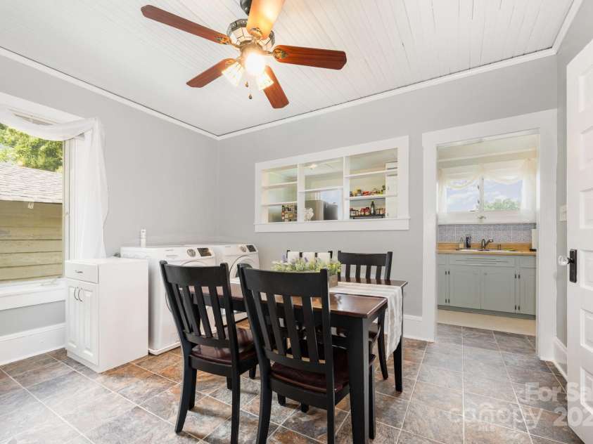 380 Woodlawn Avenue, Cramerton, NC 28032.  MLS# CAR4260677, YatesRealty ID 23309. 