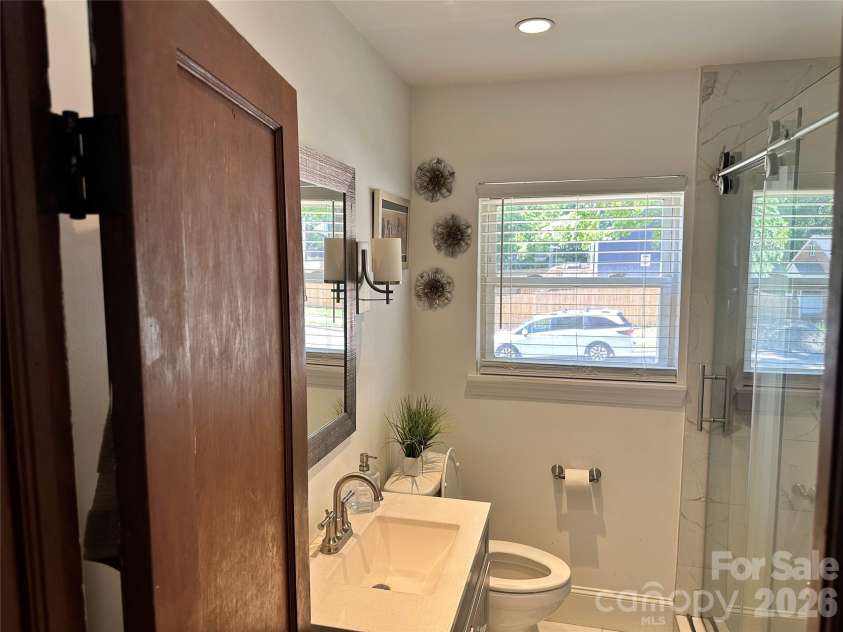 600 Cama Street, Charlotte, NC 28217.  MLS# CAR4403956, YatesRealty ID 23309. 