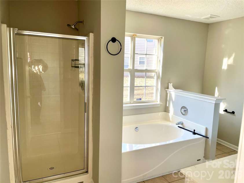 12151 Brownestone View Drive, Charlotte, NC 28269.  MLS# CAR4336952, YatesRealty ID 2331. 
