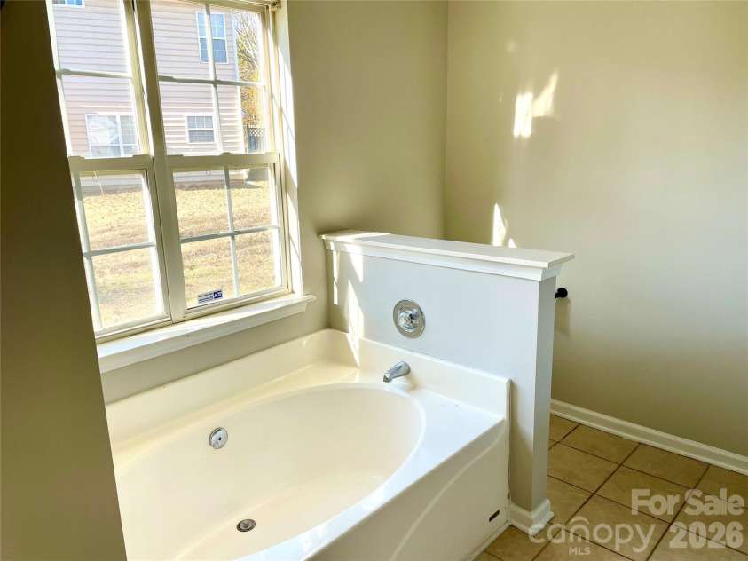 12151 Brownestone View Drive, Charlotte, NC 28269.  MLS# CAR4336952, YatesRealty ID 2331. 