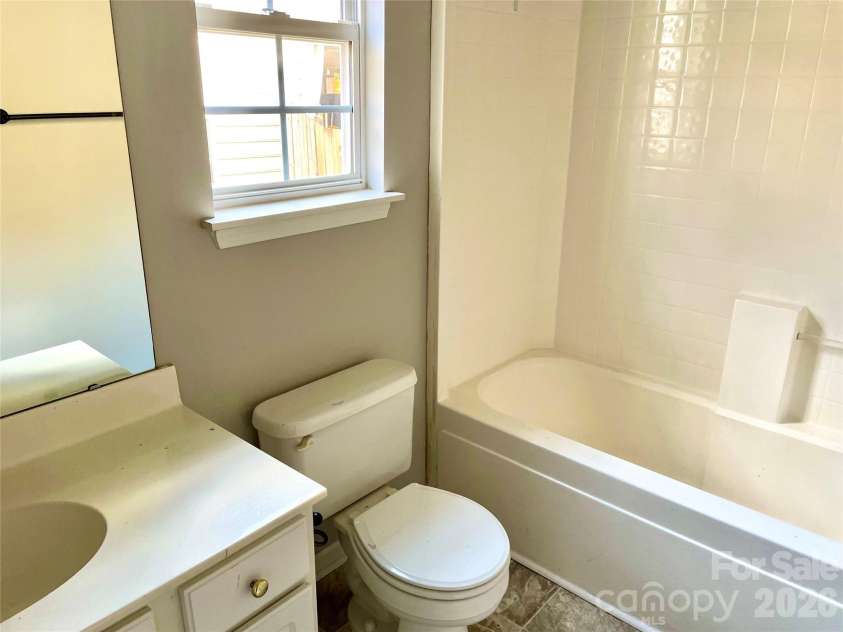 12151 Brownestone View Drive, Charlotte, NC 28269.  MLS# CAR4336952, YatesRealty ID 2331. 
