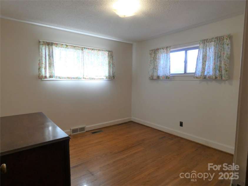 150 Fonda Road, Statesville, NC 28677.  MLS# CAR4321671, YatesRealty ID 2331. Bedroom 2 