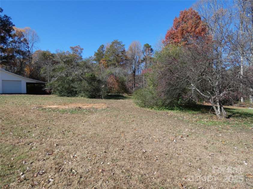 150 Fonda Road, Statesville, NC 28677.  MLS# CAR4321671, YatesRealty ID 2331. View of property