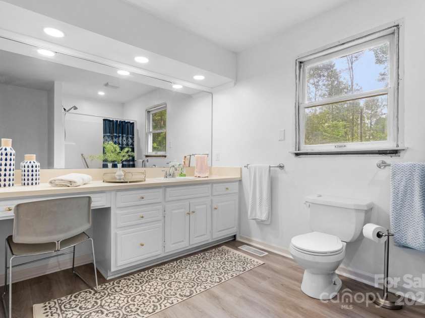133 Solar Drive, Hudson, NC 28638.  MLS# CAR4258384, YatesRealty ID 23310. 