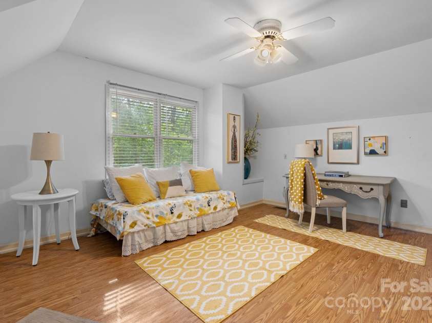 133 Solar Drive, Hudson, NC 28638.  MLS# CAR4258384, YatesRealty ID 23310. 