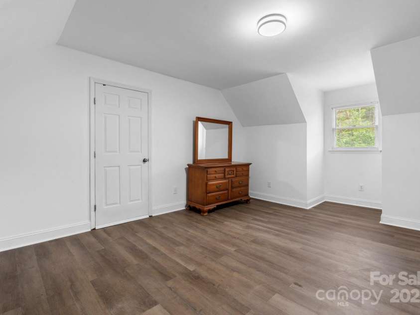 133 Solar Drive, Hudson, NC 28638.  MLS# CAR4258384, YatesRealty ID 23310. 