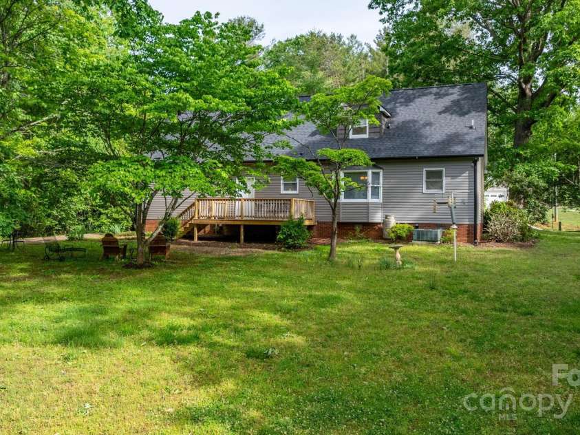 133 Solar Drive, Hudson, NC 28638.  MLS# CAR4258384, YatesRealty ID 23310. 