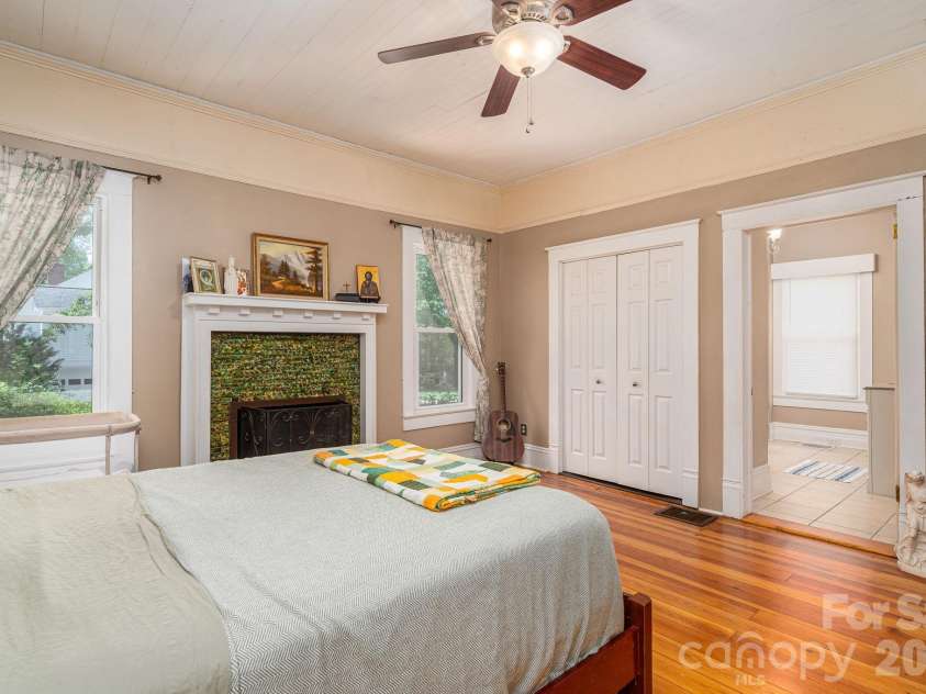306 Old Post Road, Cherryville, NC 28021.  MLS# CAR4379652, YatesRealty ID 23310. 