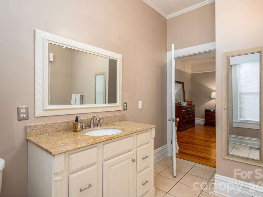 306 Old Post Road, Cherryville, NC 28021.  MLS# CAR4379652, YatesRealty ID 23310. 