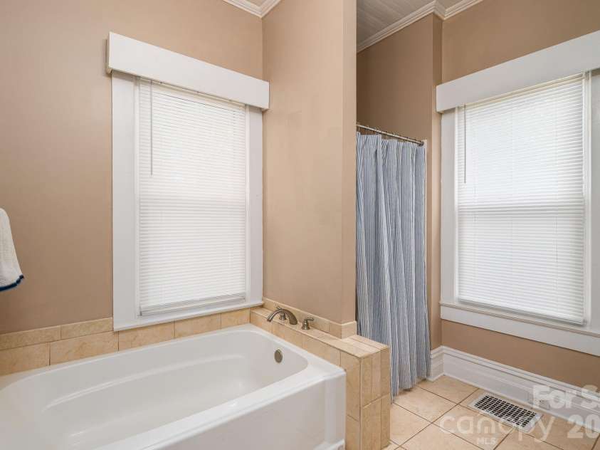 306 Old Post Road, Cherryville, NC 28021.  MLS# CAR4379652, YatesRealty ID 23310. 