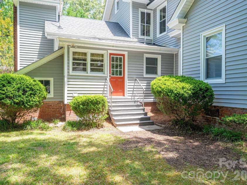 306 Old Post Road, Cherryville, NC 28021.  MLS# CAR4379652, YatesRealty ID 23310. 