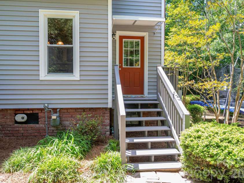 306 Old Post Road, Cherryville, NC 28021.  MLS# CAR4379652, YatesRealty ID 23310. 